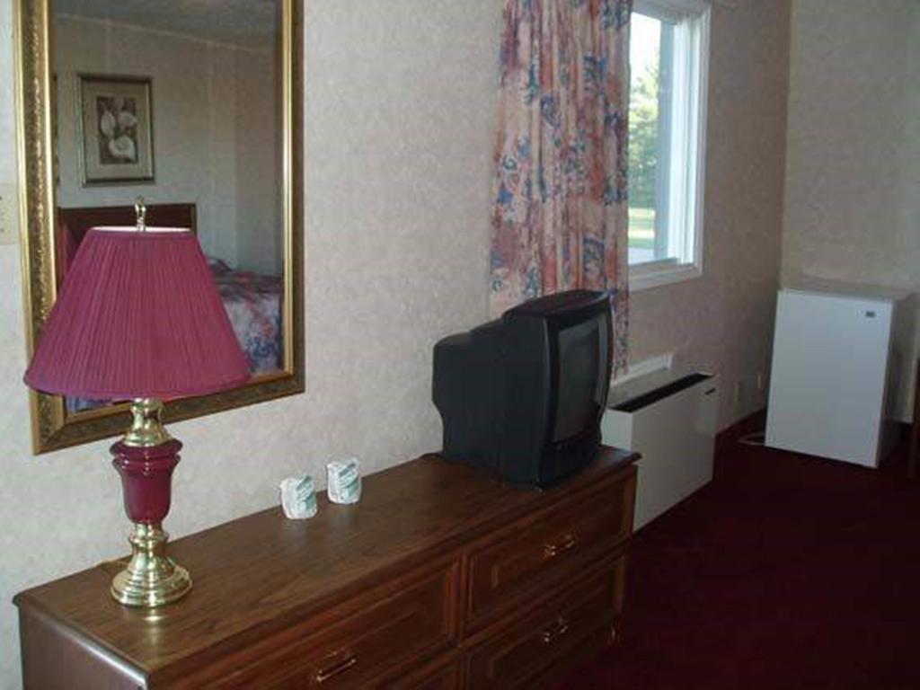 Wiarton Willy'S Inn Owen Sound Εξωτερικό φωτογραφία